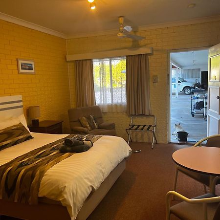 Jillaroo Motor Inn Glen Innes Extérieur photo